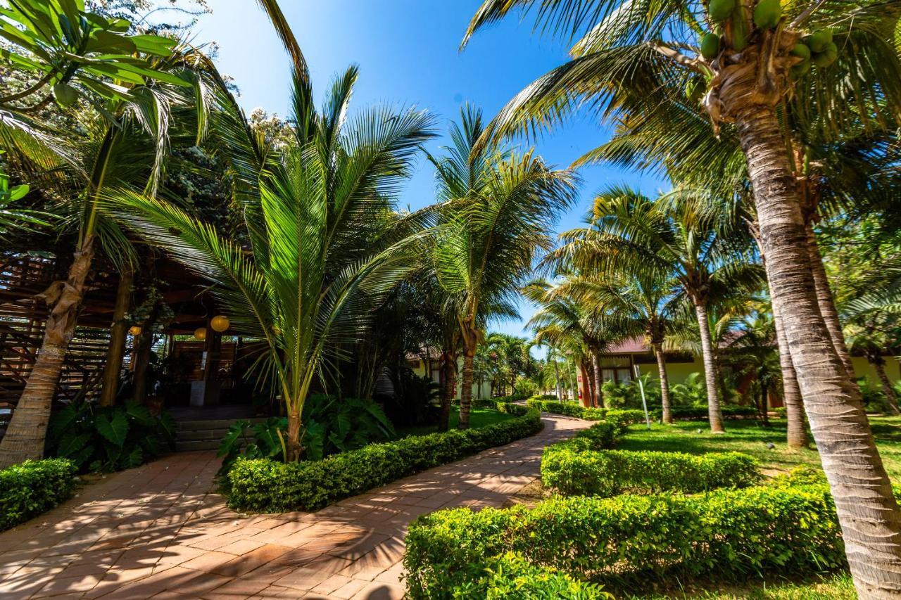 Hotel Punta Camaron Zorritos Exterior photo